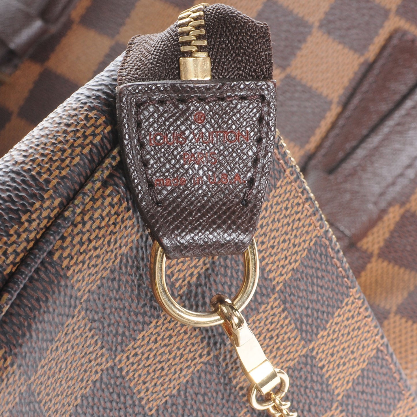 Damier Ebene Marais Bucket 23
