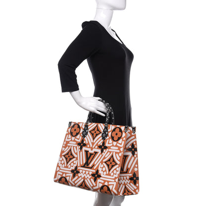 Louis Vuitton Monogram Giant Crafty Onthego GM Crème Caramel 3 of 12