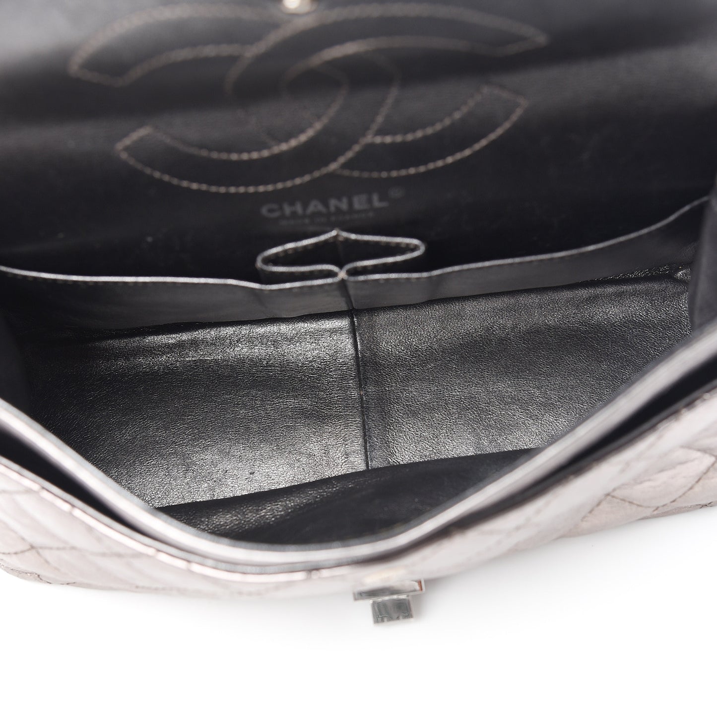 Metallic Aged Calfskin Quilted 2.55 Reissue 226 Flap Dark Silver