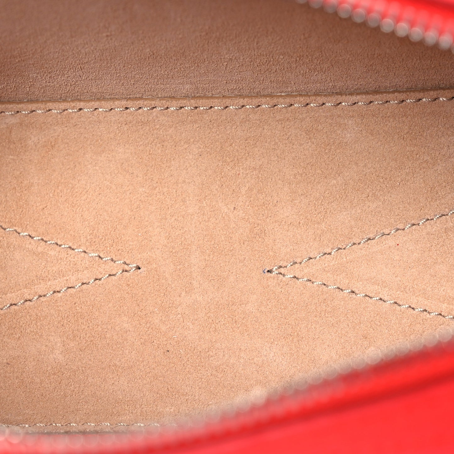 Goatskin Small Le Teckel Bag Rouge