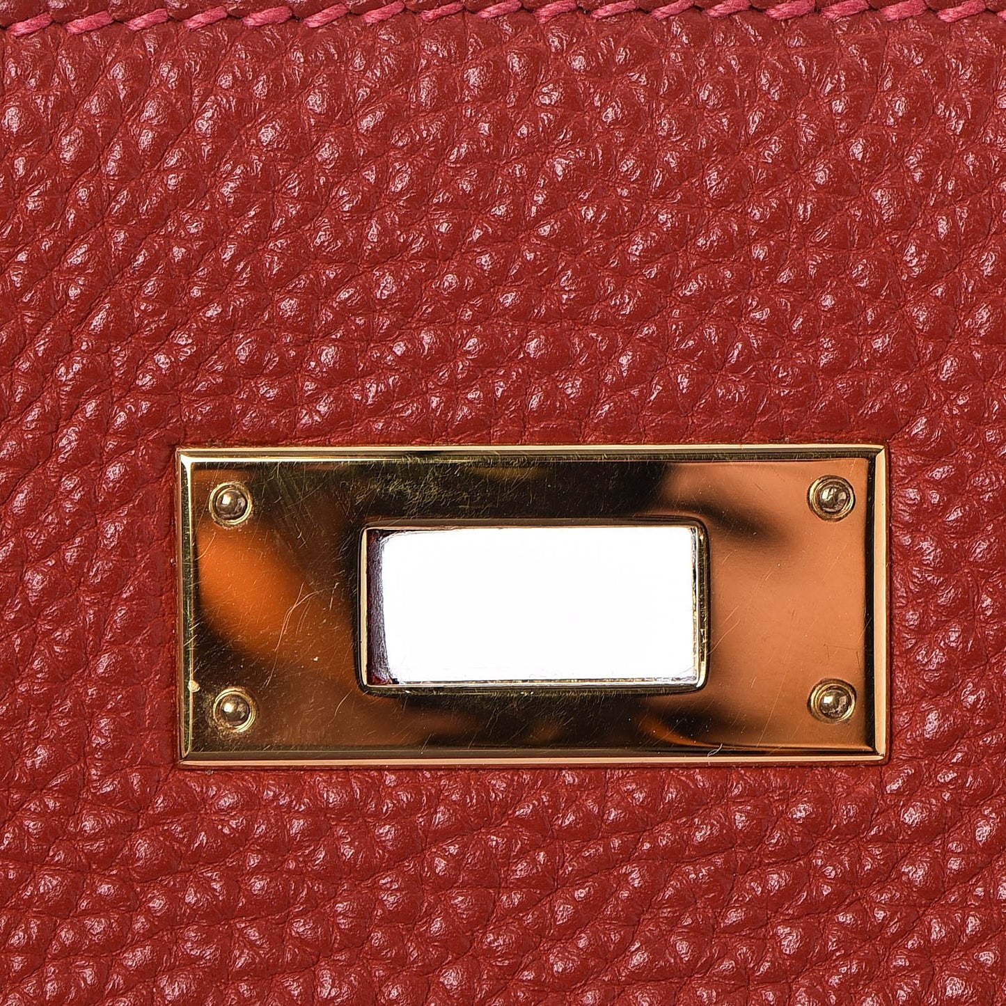 Togo Kelly Sellier 35 Rouge Garance