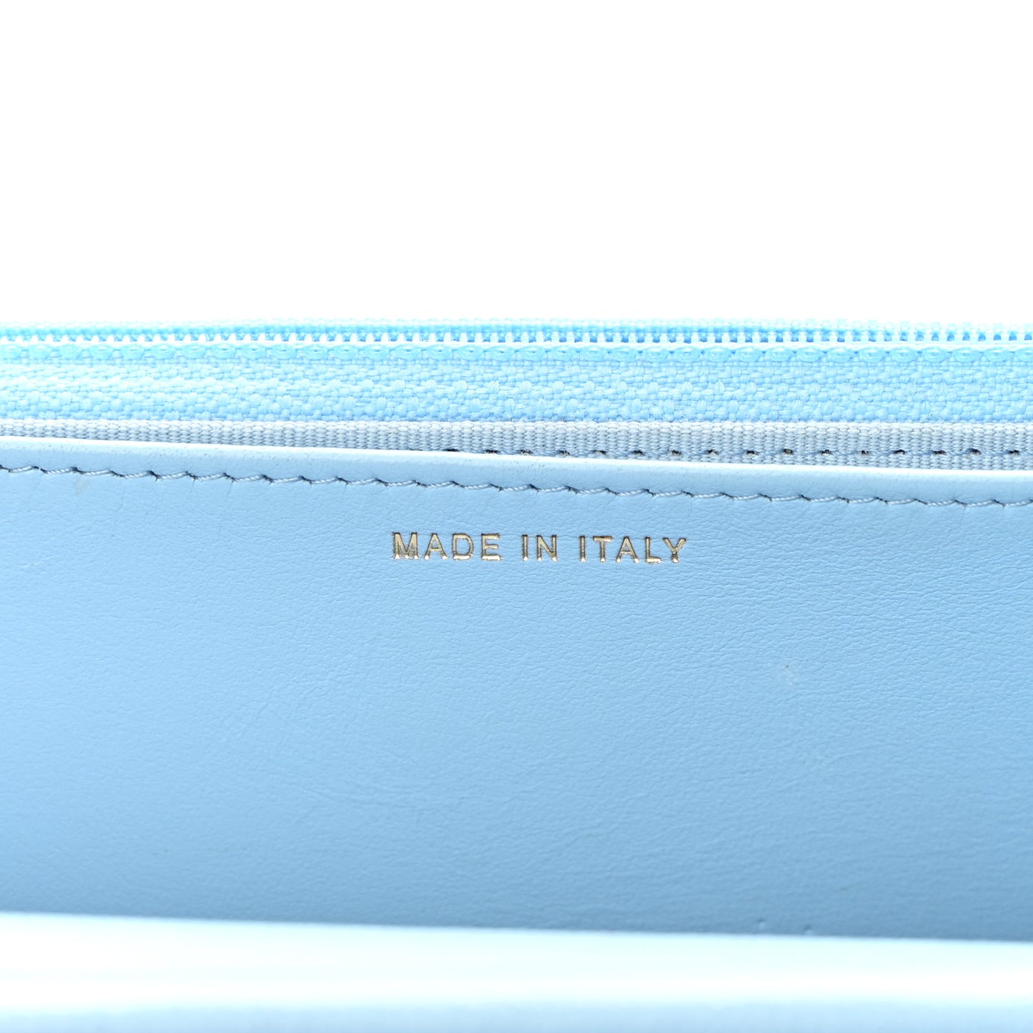 Caviar Quilted Crystal CC Wallet On Chain WOC Light Blue