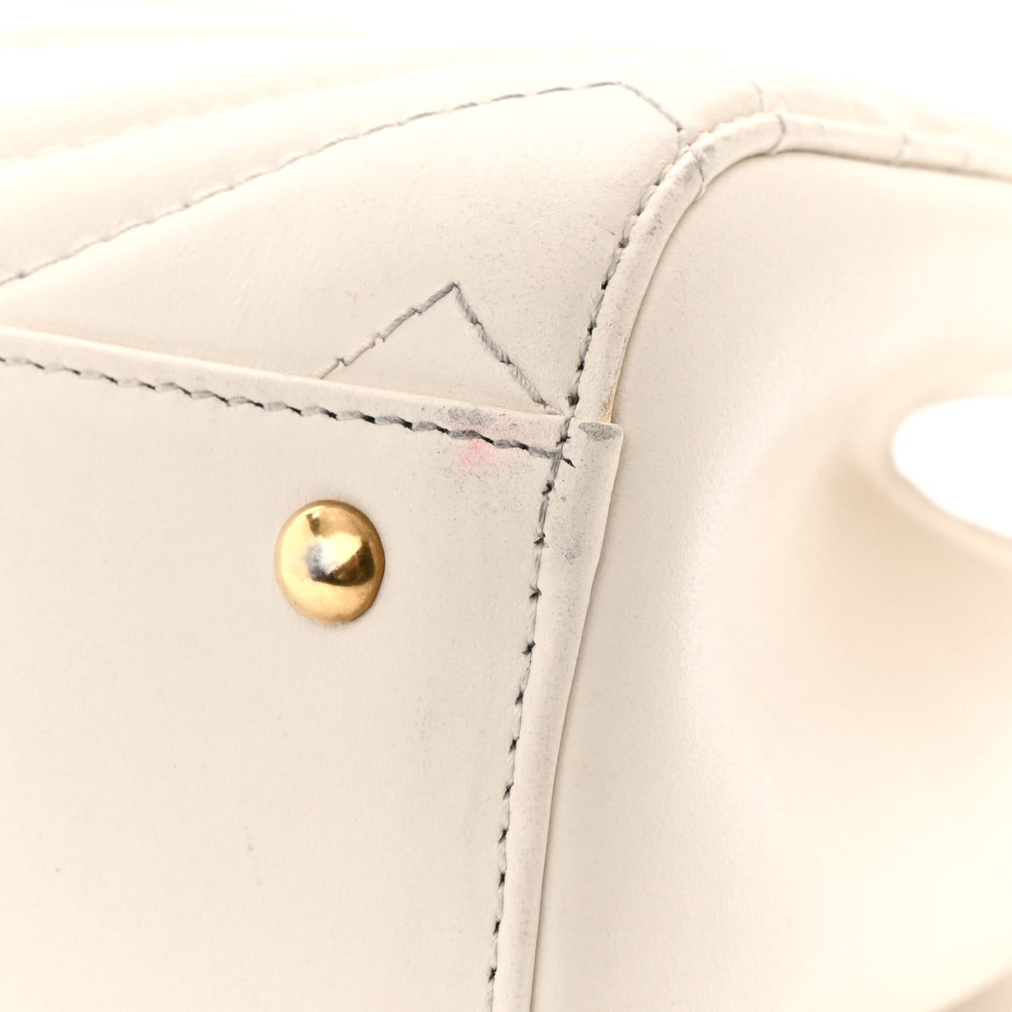 Calfskin Matelasse Small GG Marmont Tote White