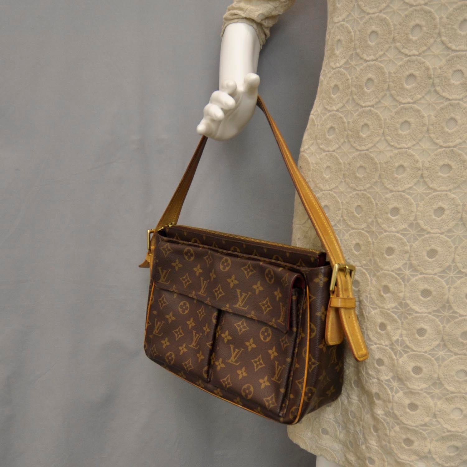 Louis Vuitton Monogram Viva-Cite GM 2 of 7