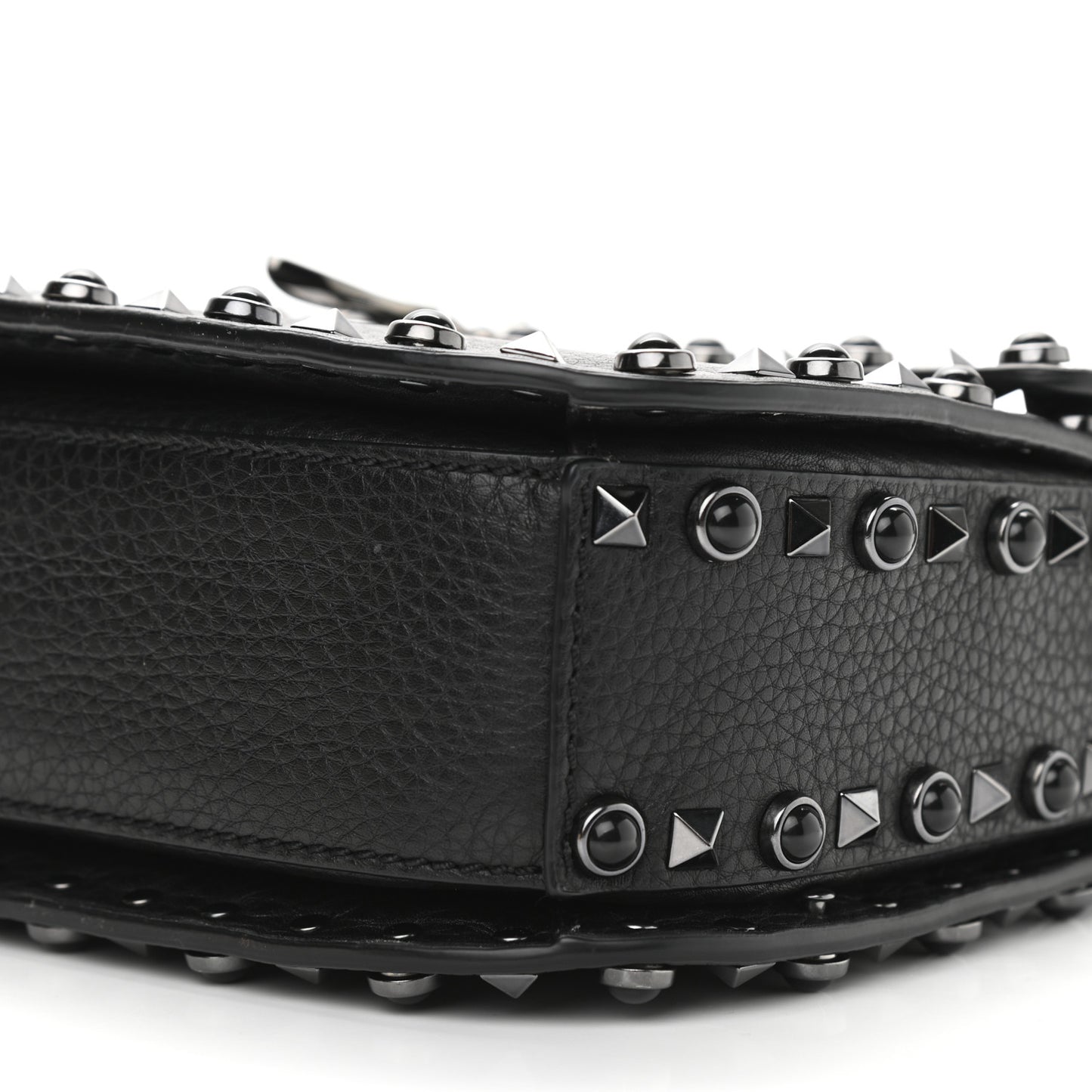 Pebbled Calfskin Onyx Medium Rockstud Rolling Flap Saddle Bag Black
