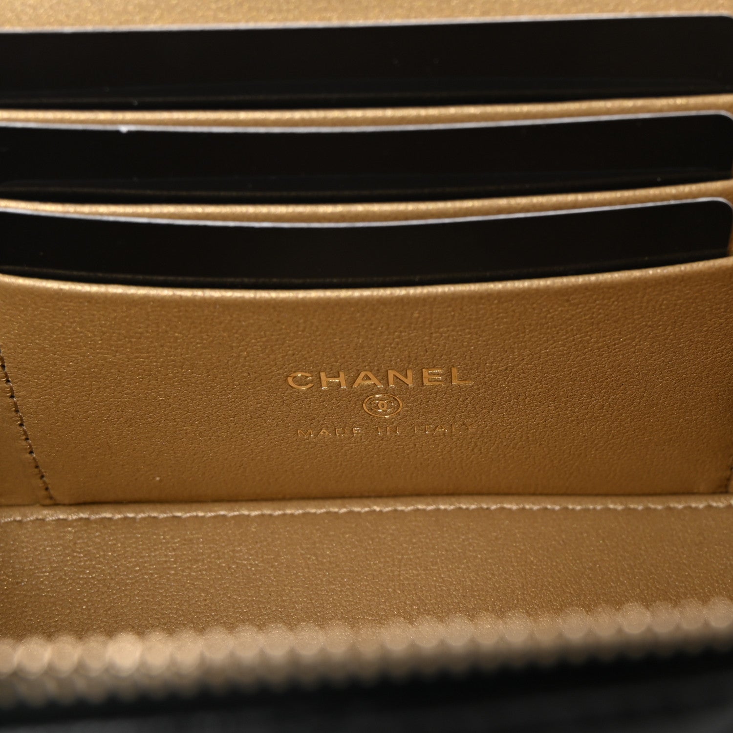 Chanel Lambskin Quilted Pearl Crush Small Vanity Case With Chain Black 6 of 10