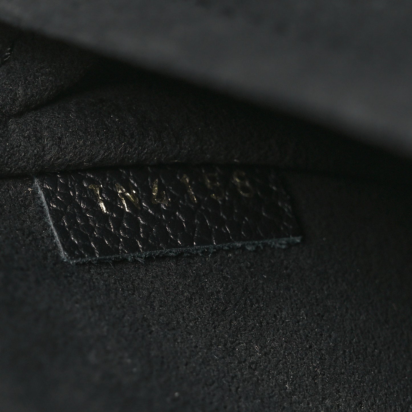 Monogram Daily Pouch Black