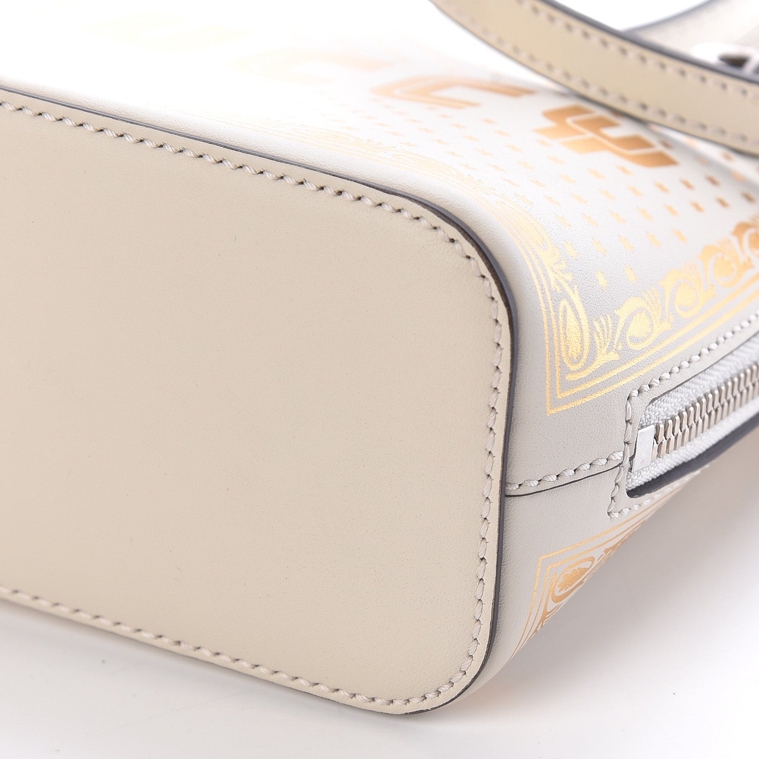 Gucci X SEGA Calfskin GUCCY Stars Mini Dome Shoulder Bag Mystic White Gold 9 of 9
