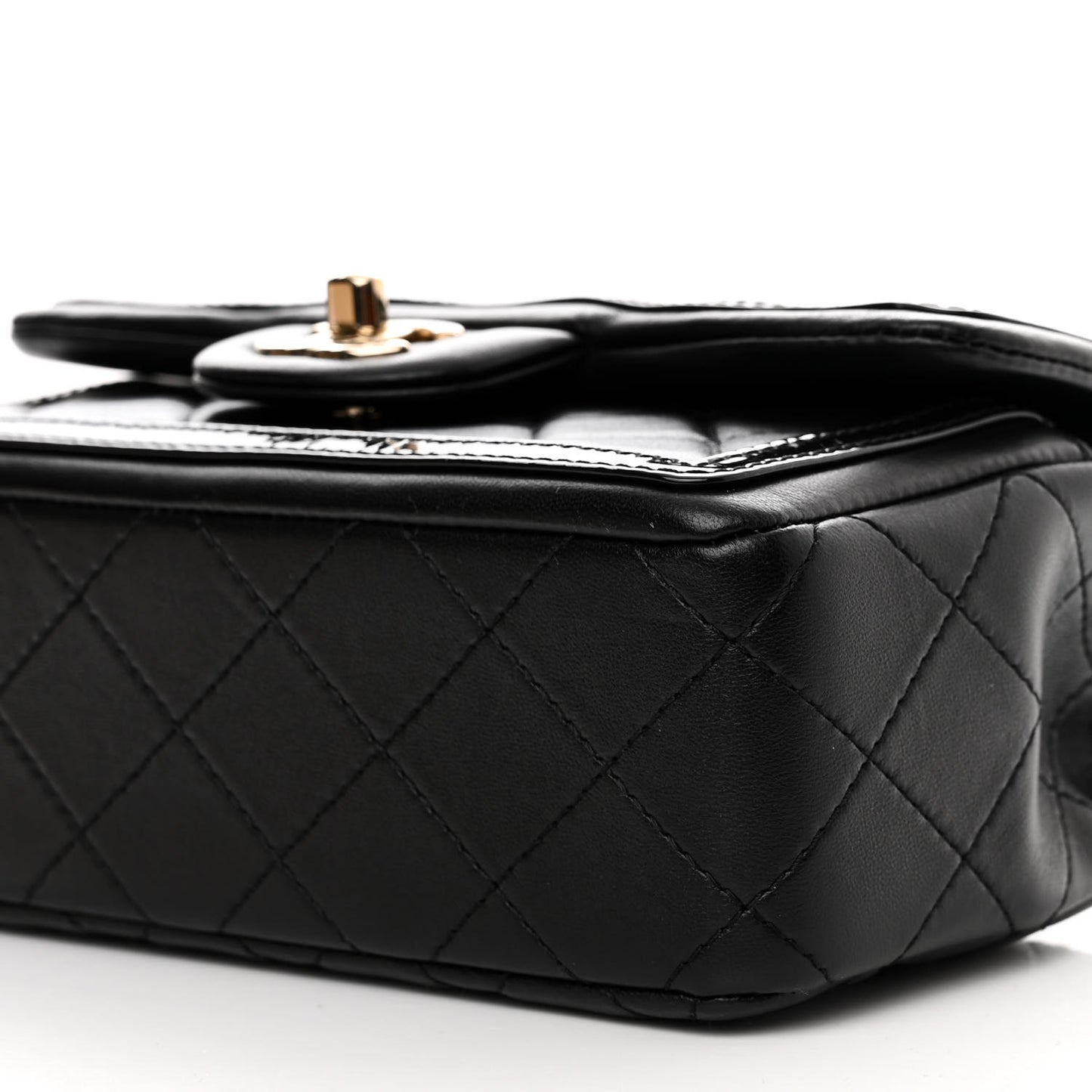 Lambskin Patent Calfskin Quilted Flap Phone Holder With Chain Black