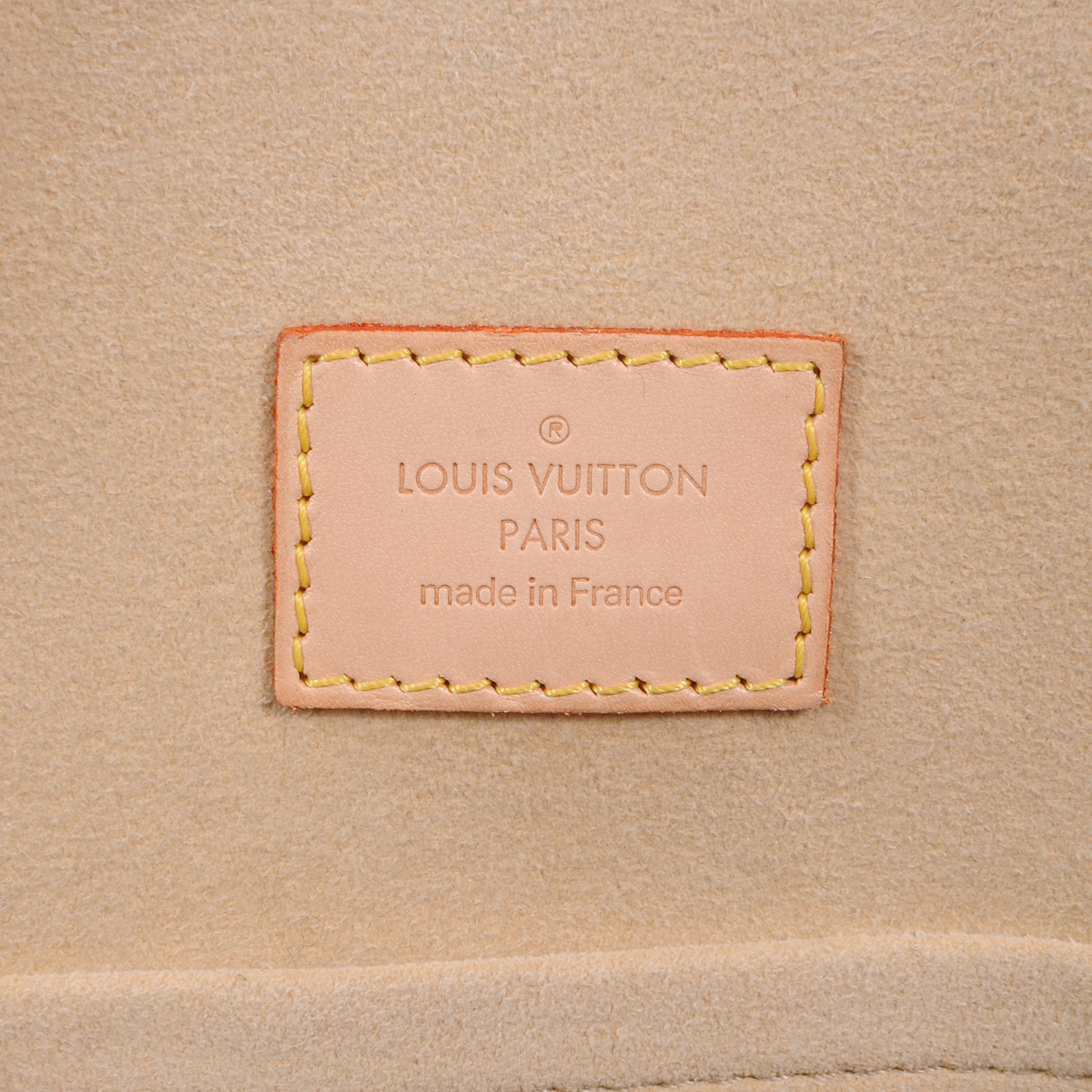 Louis Vuitton Monogram Manhattan GM 5 of 7