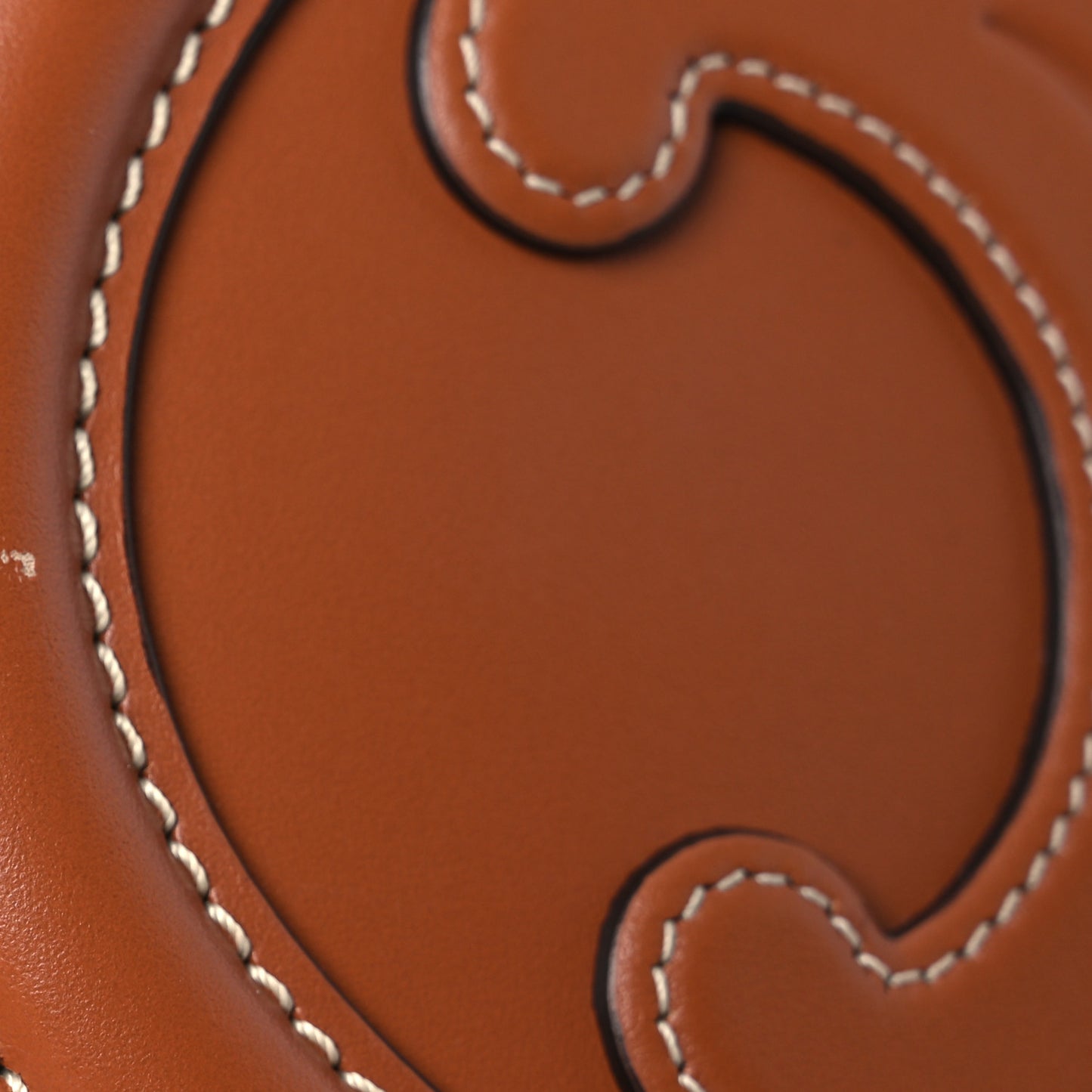 Smooth Calfskin Cuir Small Triomphe Oval Crossbody Purse Tan
