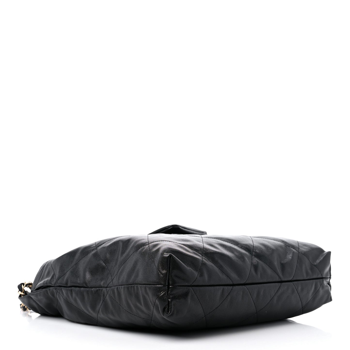 Shiny Caviar Quilted Monochrome Chanel 22 Black