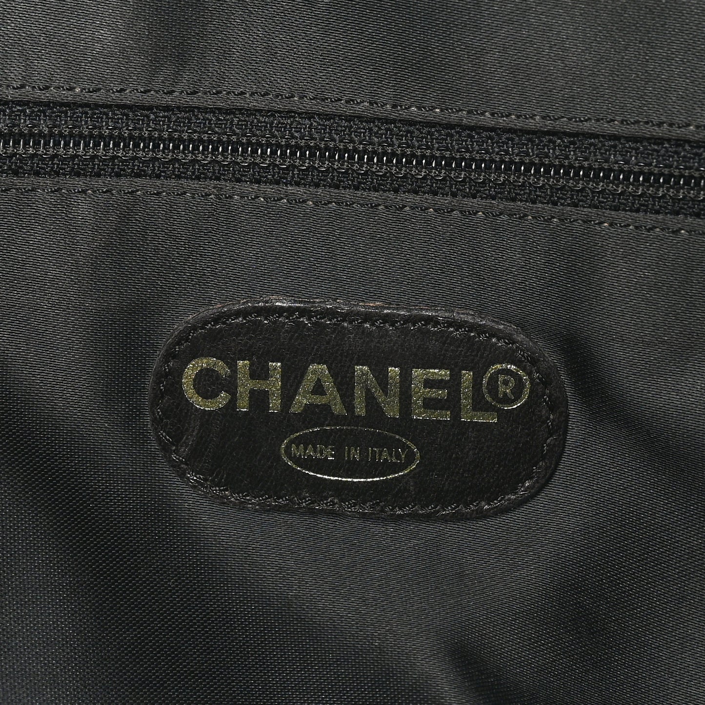Caviar Embroidered Logo Shoulder Bag Black