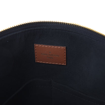 Louis Vuitton Monogram V Tote MM Black 5 of 8