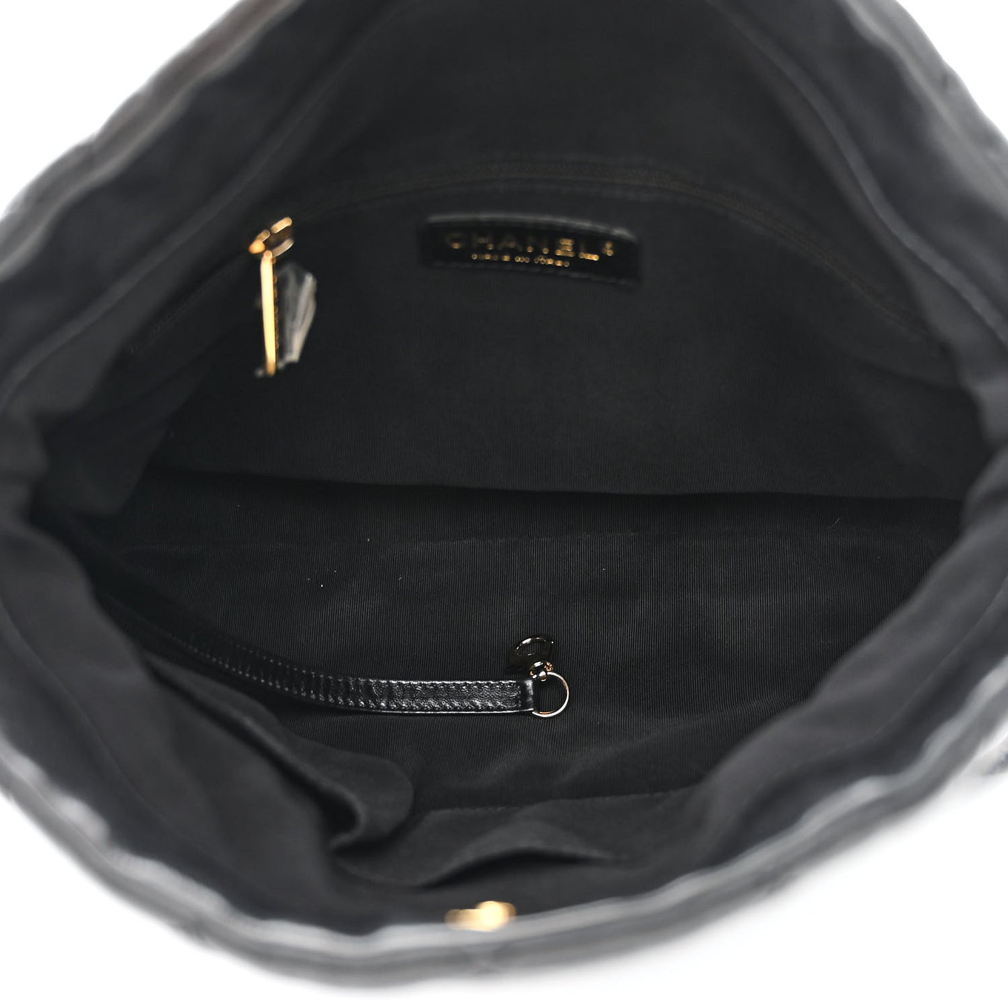Calfskin Quilted Medium Chain Me Hobo Black