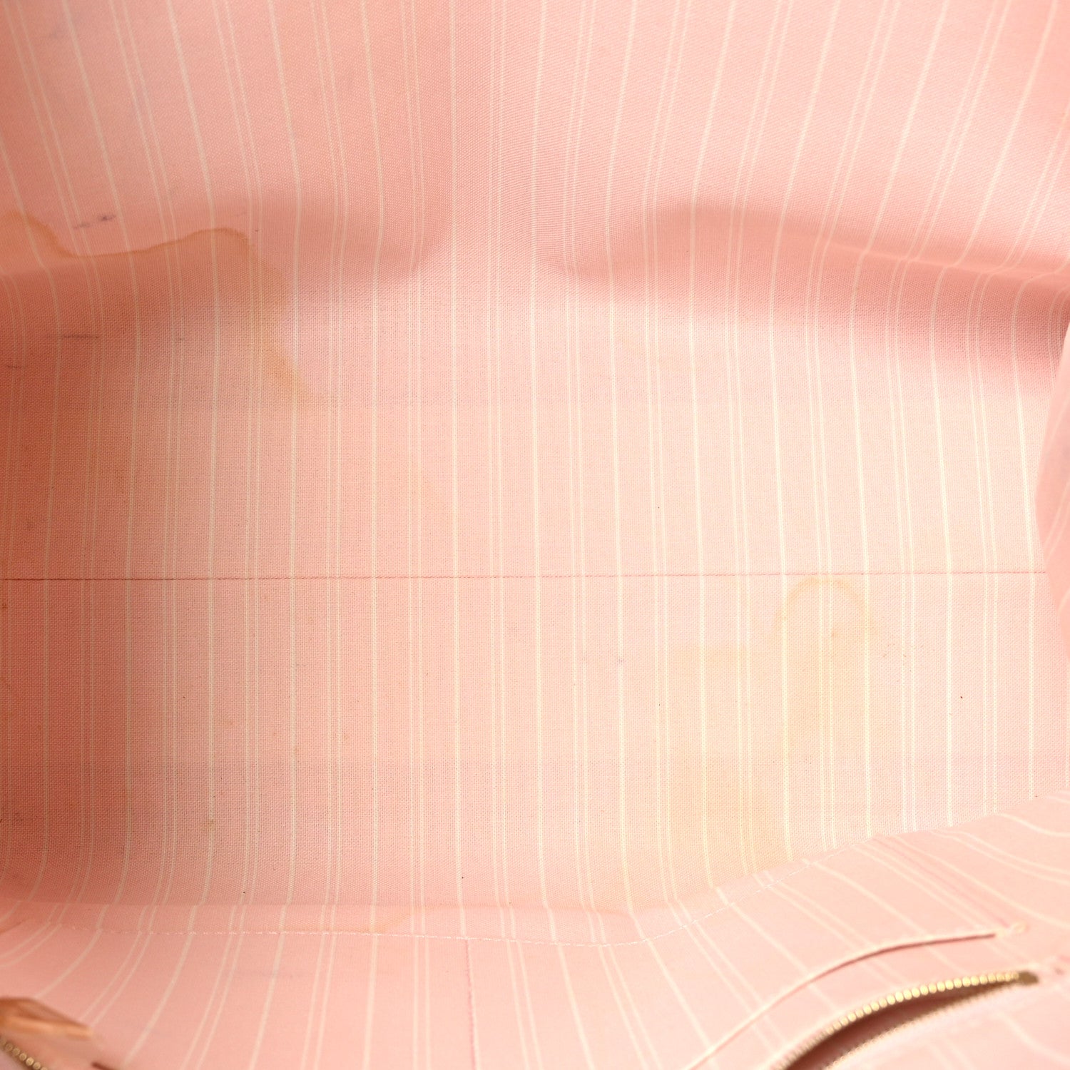 Louis Vuitton Monogram Giant By The Pool Miami Onthego GM Light Pink 5 of 10
