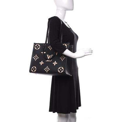 Louis Vuitton Empreinte Monogram Giant Onthego MM Black Beige 2 of 10