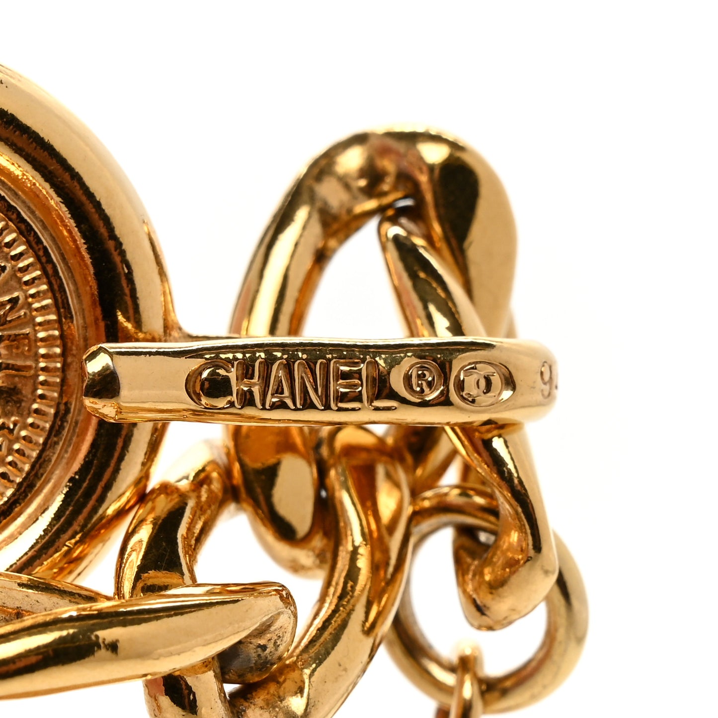 Metal Chain CC Medallion Belt Gold
