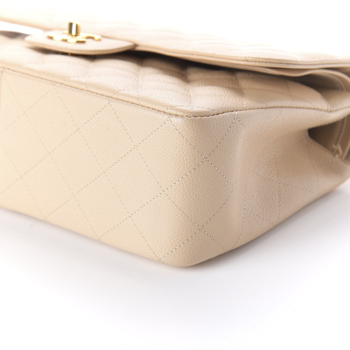 Caviar Quilted Jumbo Double Flap Beige Clair