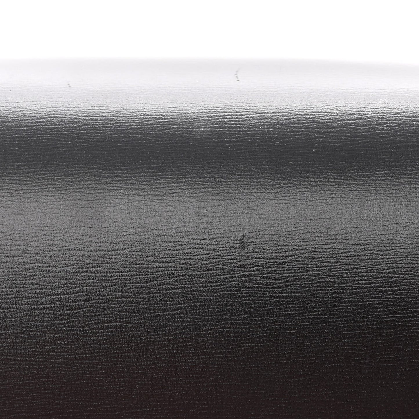 Box Calfskin Medium Classic Box Flap Black