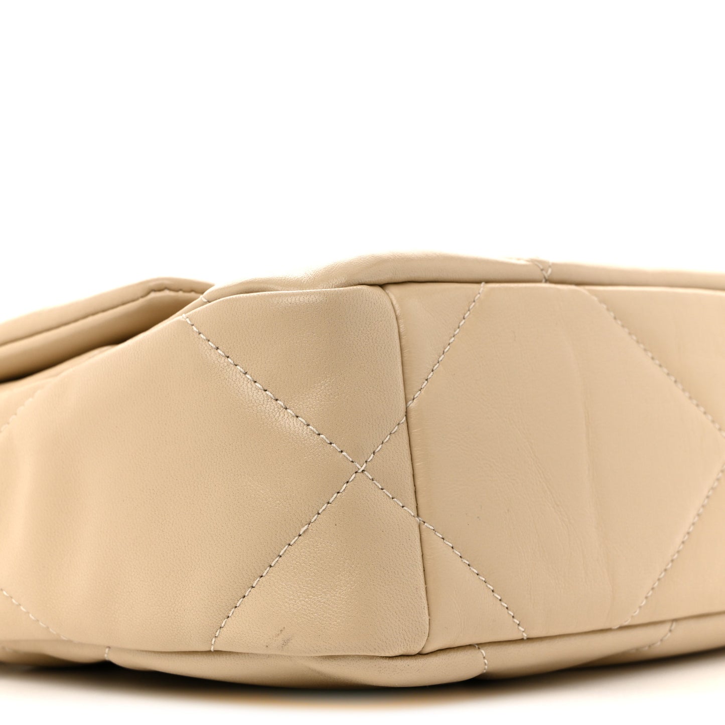 Lambskin Quilted Medium Chanel 19 Flap Beige