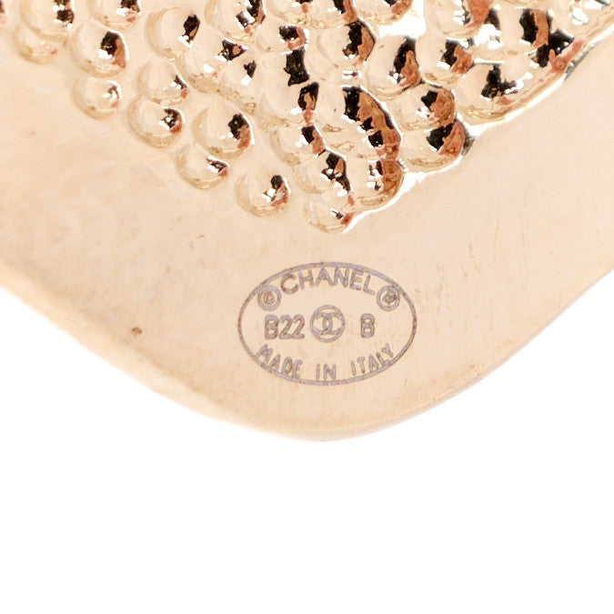 Metal CC Heart Turnlock Brooch Gold