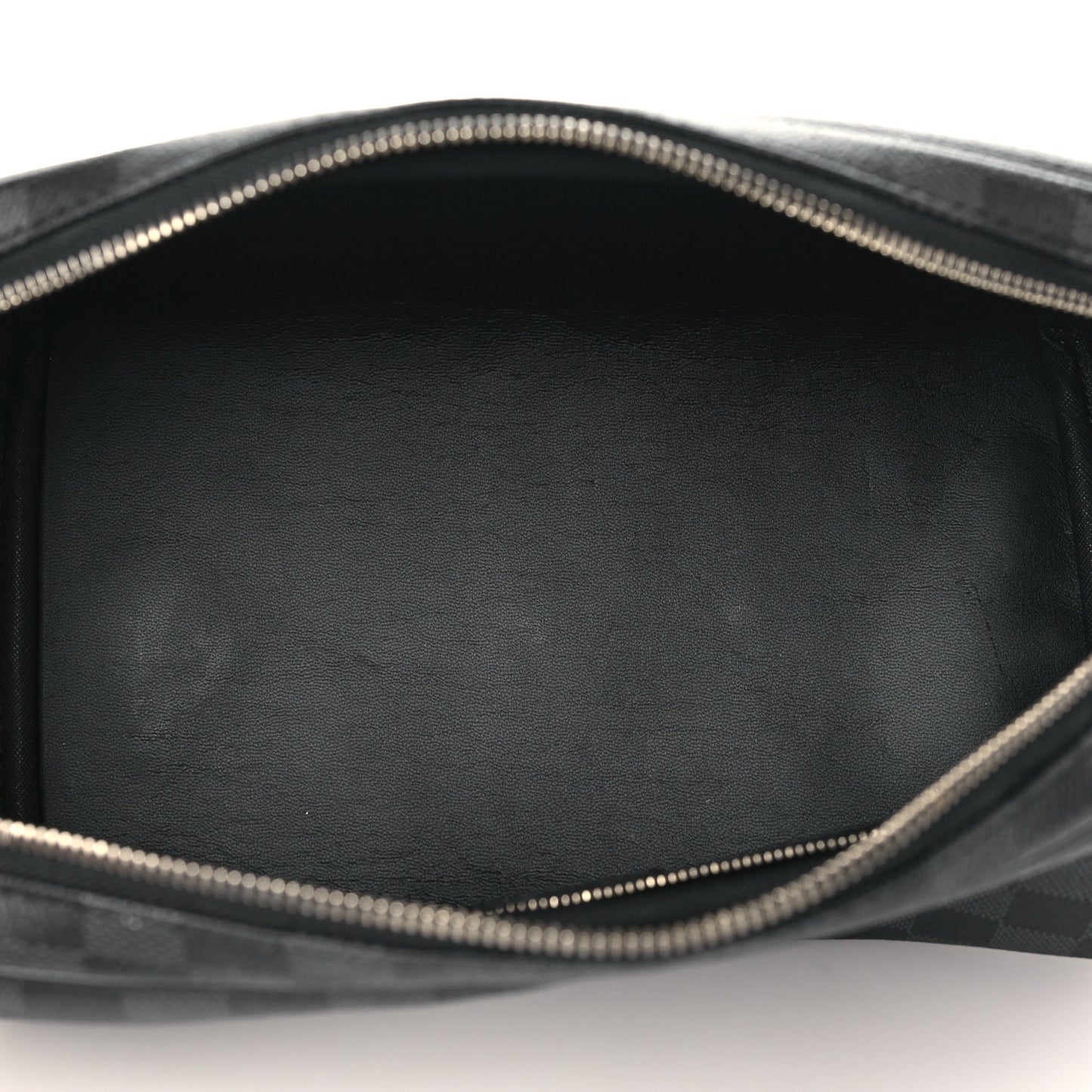 Damier Graphite Dopp Kit Toilet Pouch