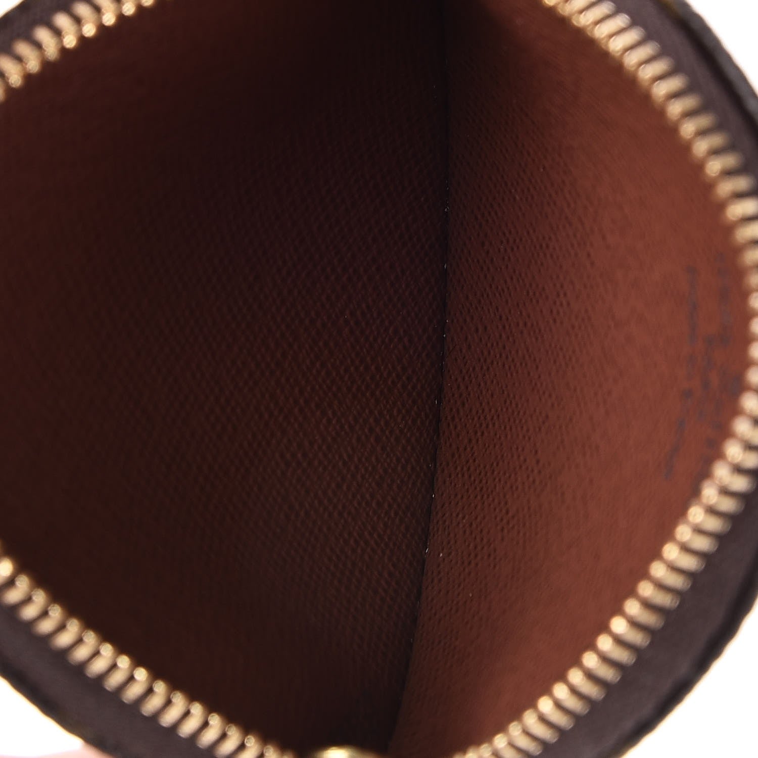 Louis Vuitton Monogram Round Coin Purse 5 of 7