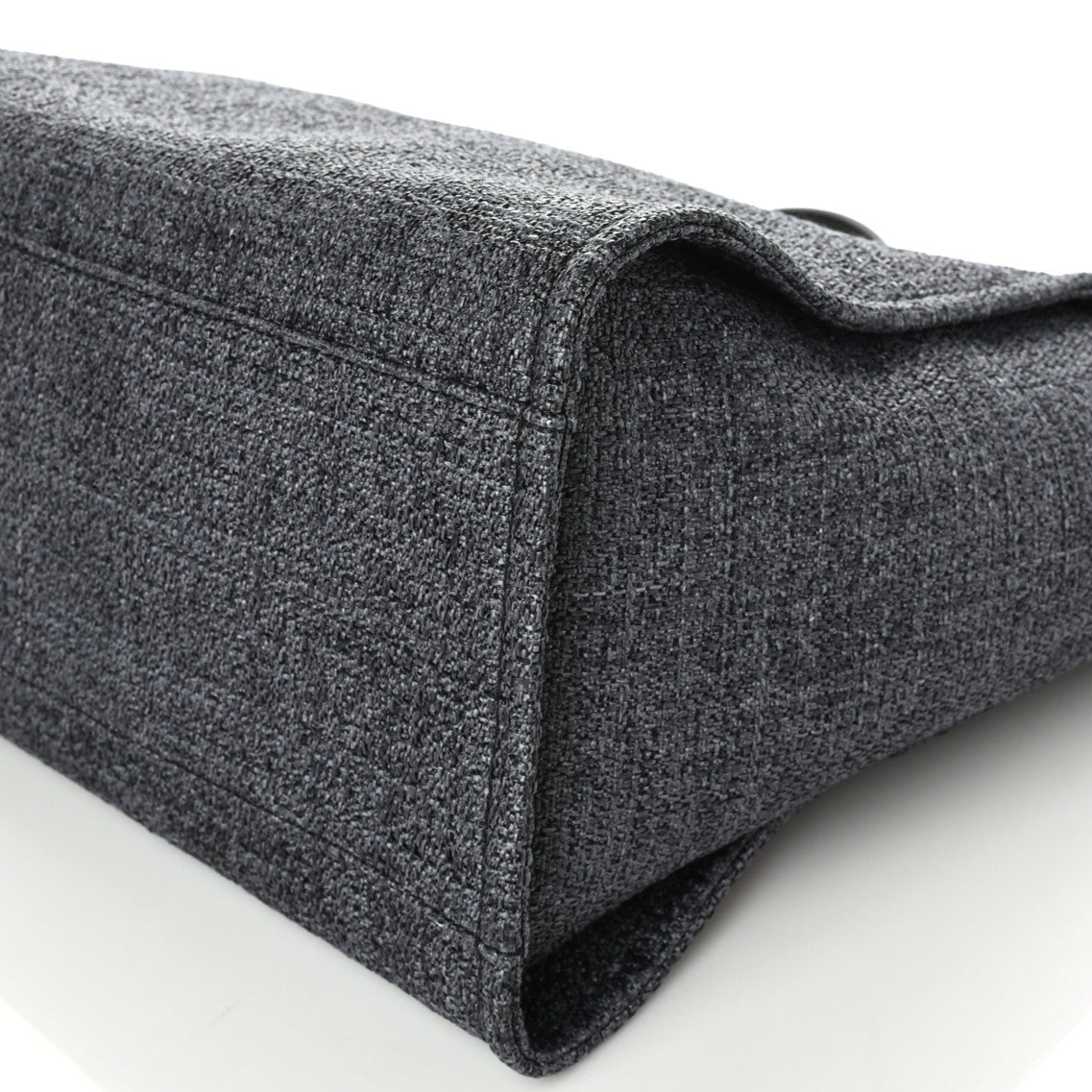 Lurex Boucle Medium Deauville Tote Black