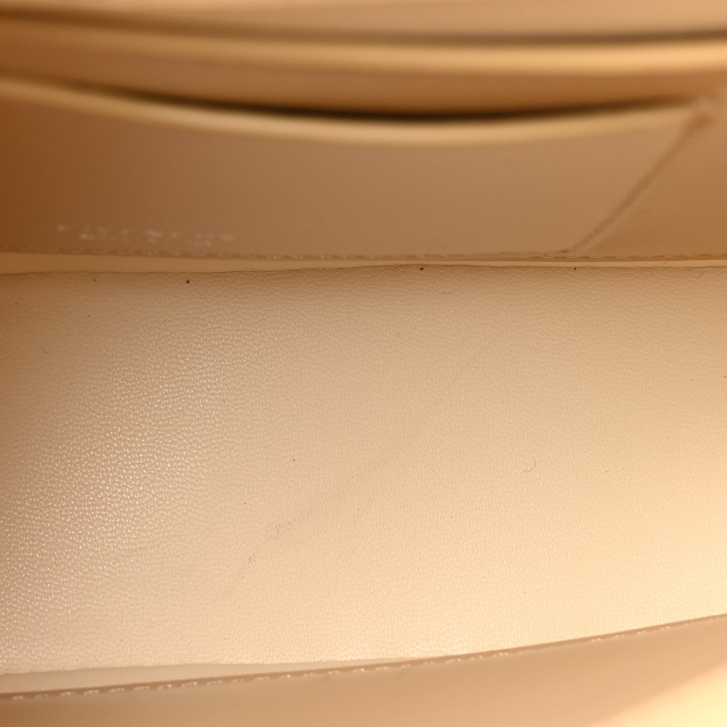 Box Calfskin Medium 4G Shoulder Bag Beige Cappuccino