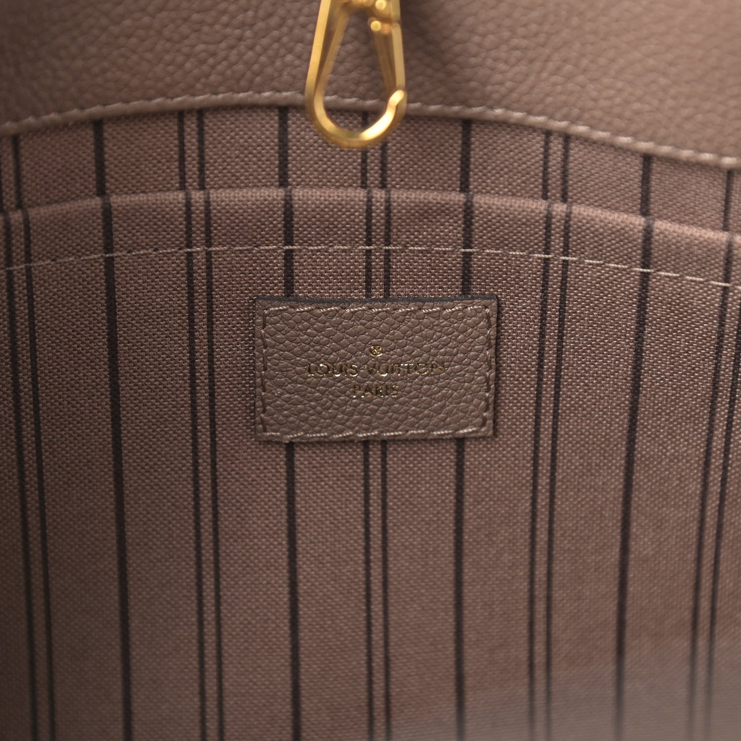 Louis Vuitton Empreinte Montaigne MM Mastic 7 of 11