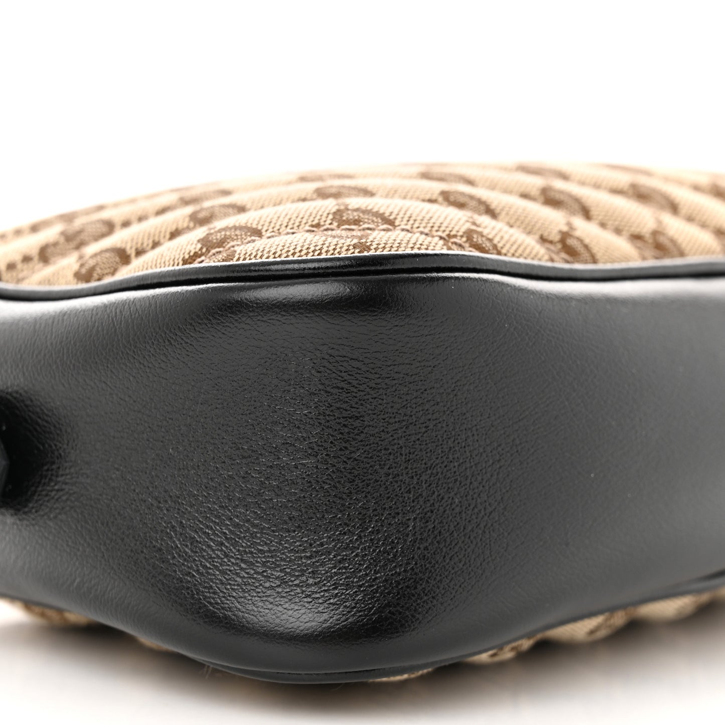Monogram Matelasse Diagonal Small GG Marmont Chain Shoulder Bag Beige Black