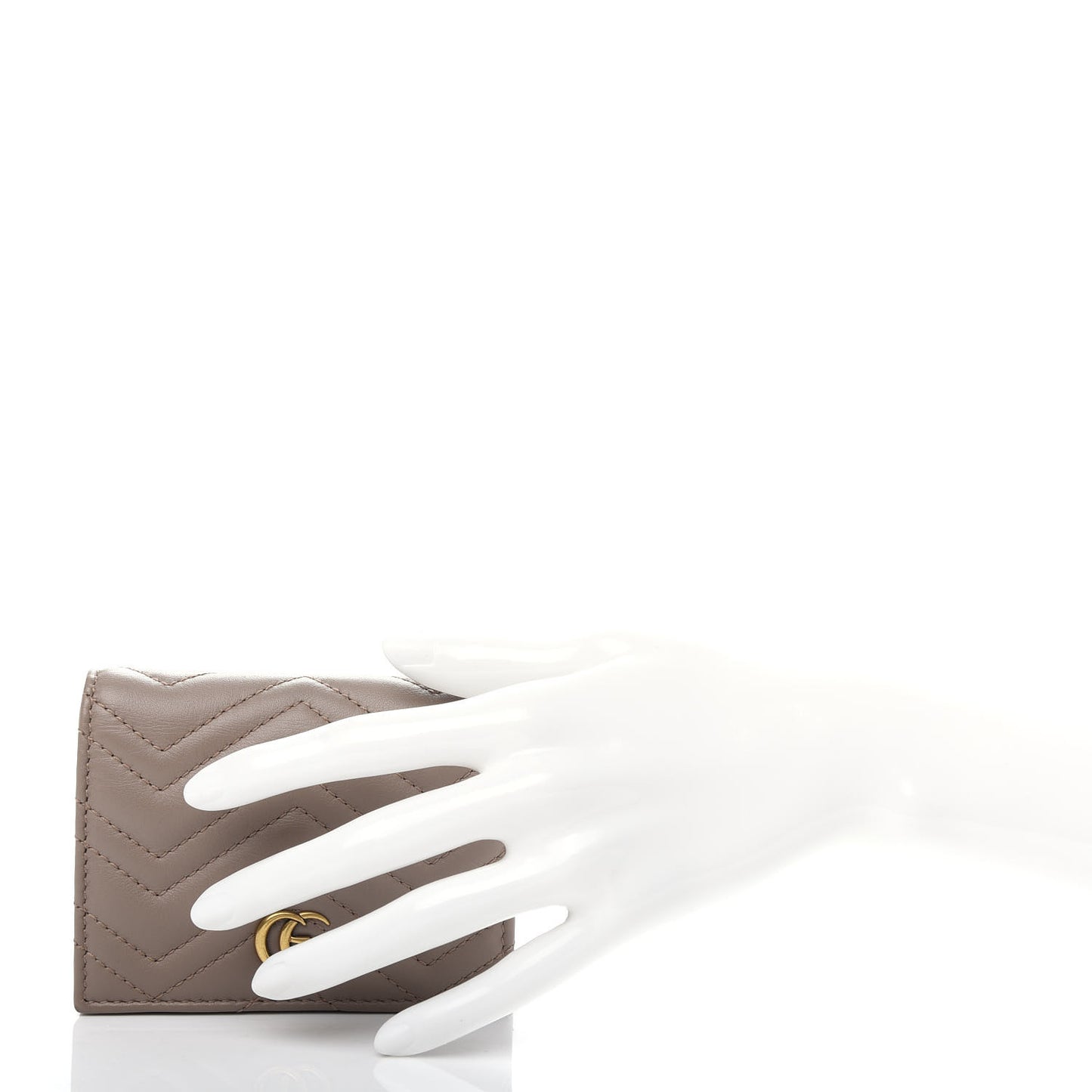 Calfskin Matelasse GG Marmont Card Case Wallet Porcelain Rose