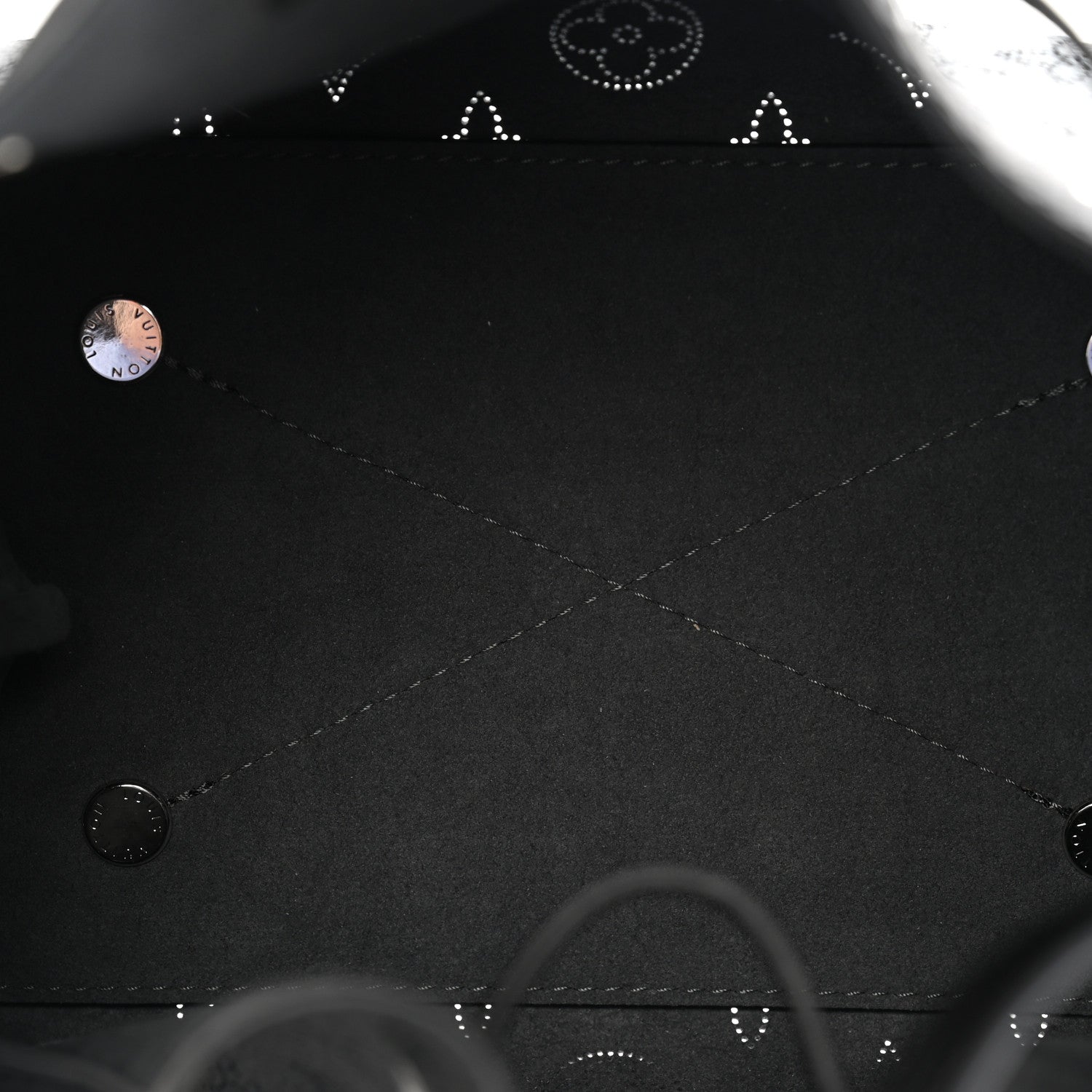 Louis Vuitton Mahina Bella Black 5 of 9