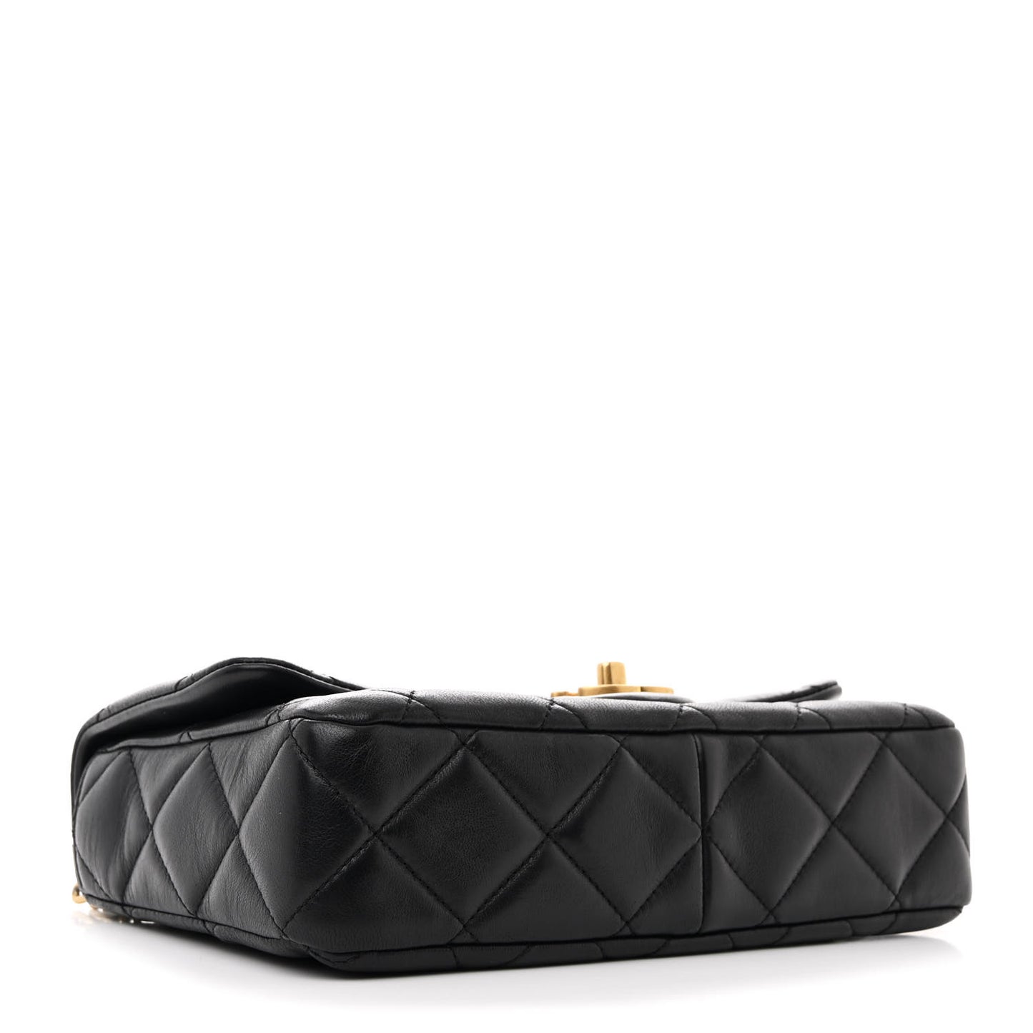 Lambskin Enamel Quilted Pending CC Medium Flap Black