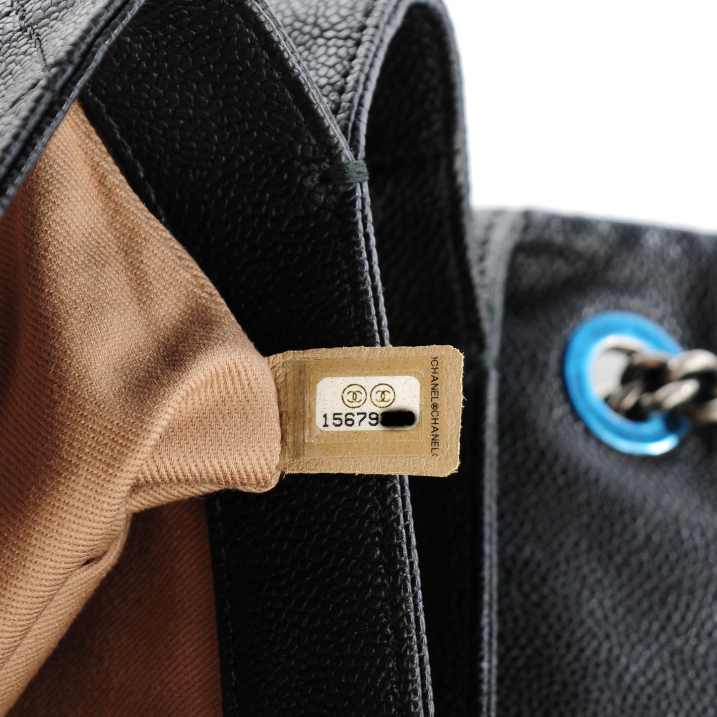Caviar Medium Simply CC Flap Black