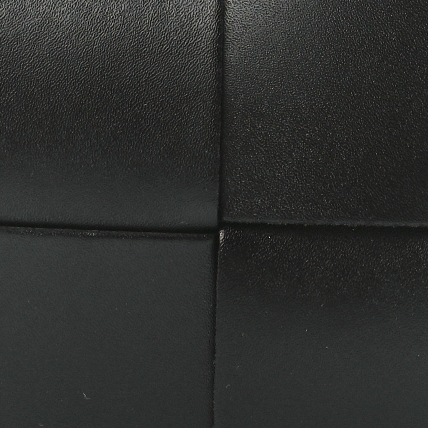 Bottega Veneta Nappa Maxi Intreccio The Belt Cassette Bag Black 6 of 9
