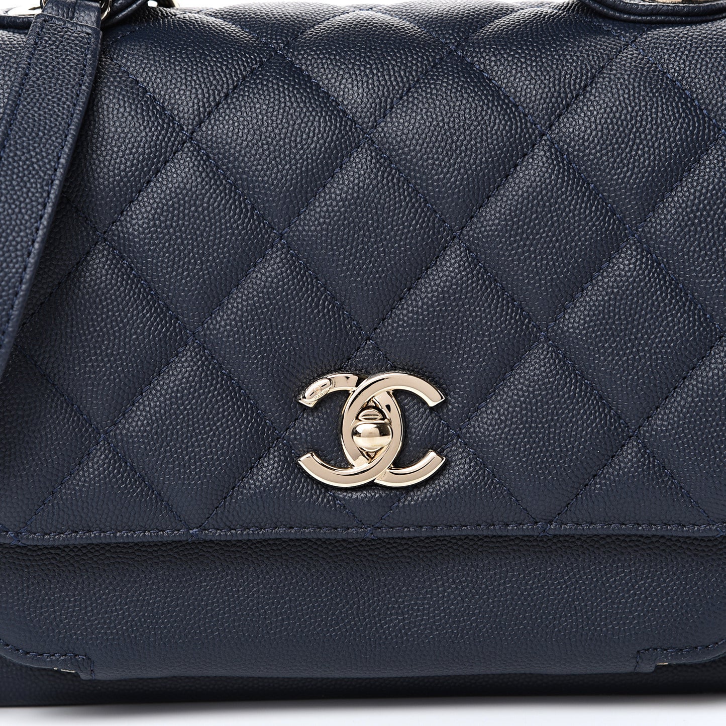 Caviar Quilted Medium Business Affinity Flap Navy