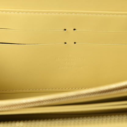 Louis Vuitton Vernis Zippy Wallet Citrine 8 of 9
