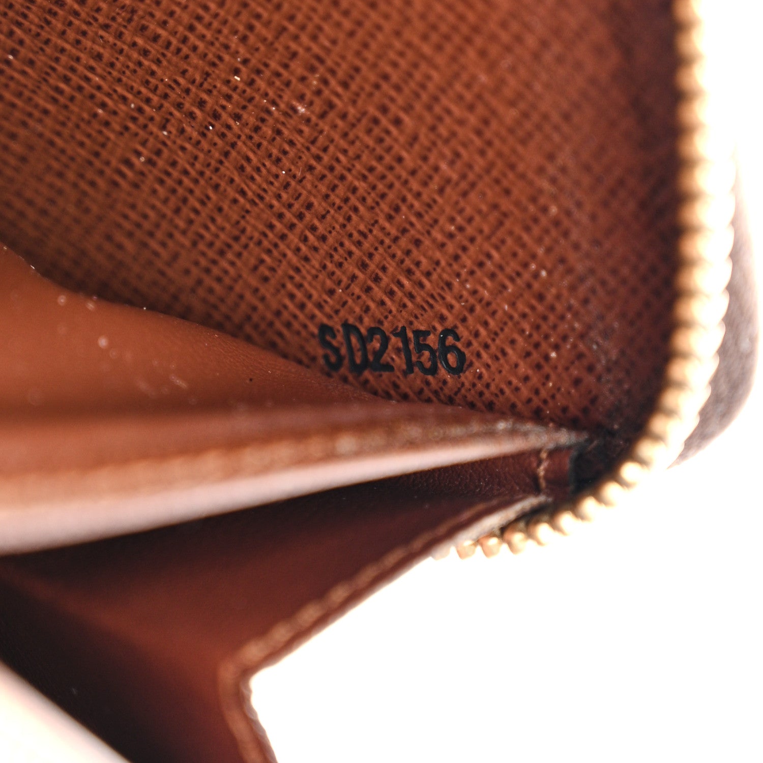 Louis Vuitton Monogram Zippy Wallet 7 of 15