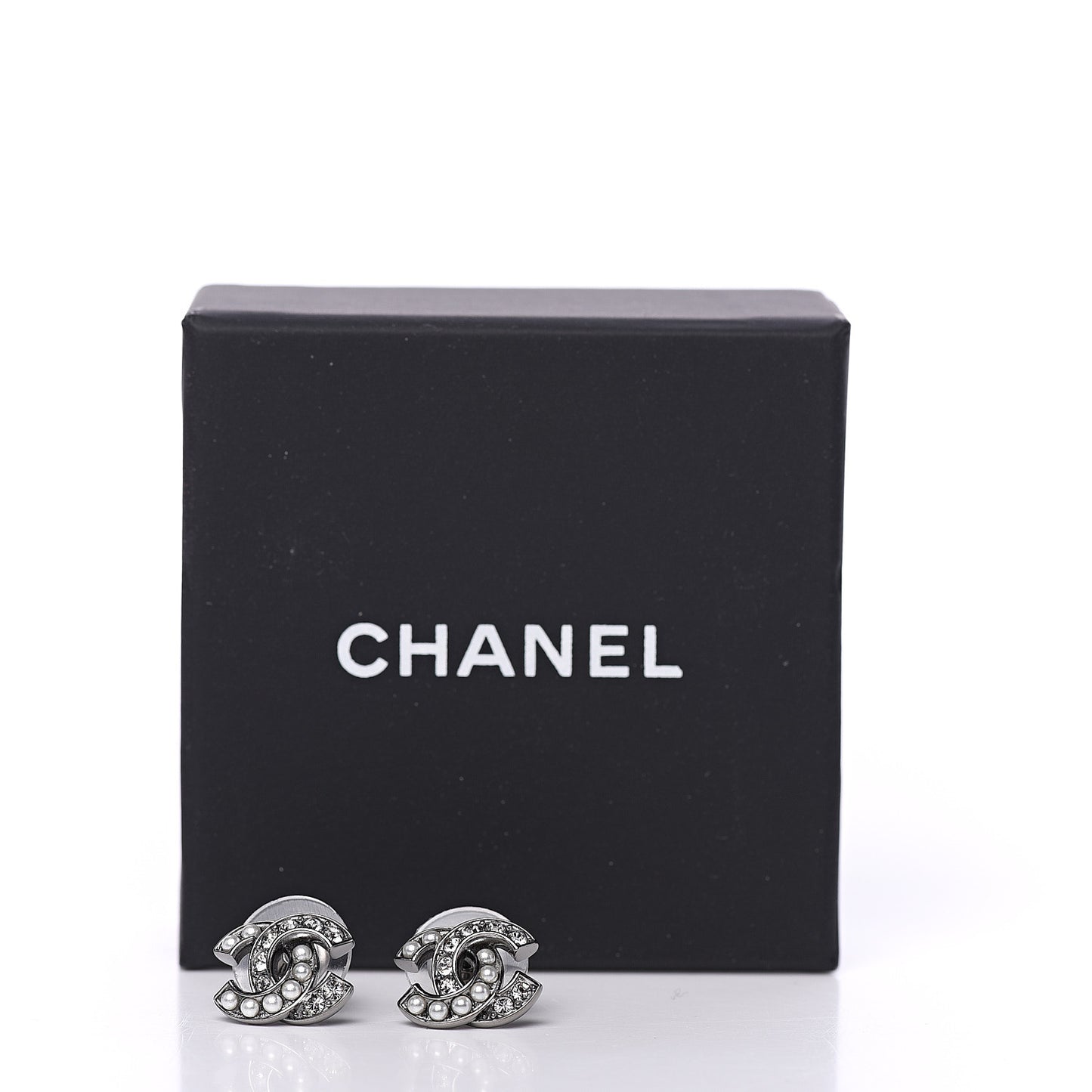 Ruthenium Crystal Pearl CC Earrings
