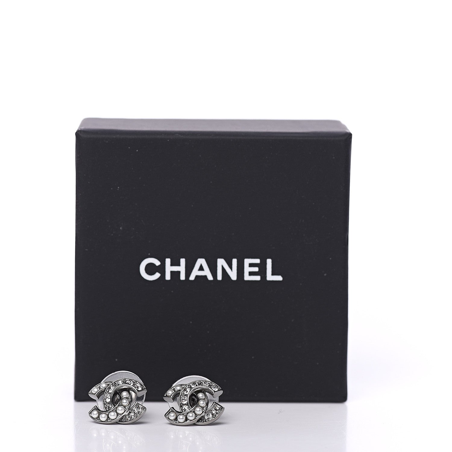 Chanel Ruthenium Crystal Pearl CC Earrings 5 of 5