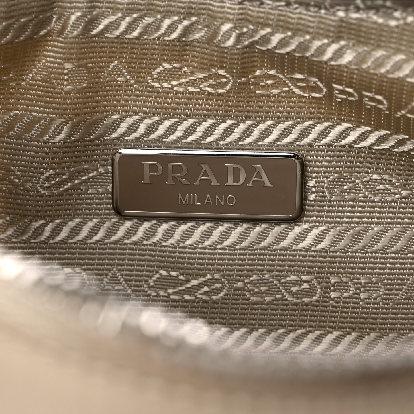 Nylon Re-Edition 2005 Shoulder Bag Deserto