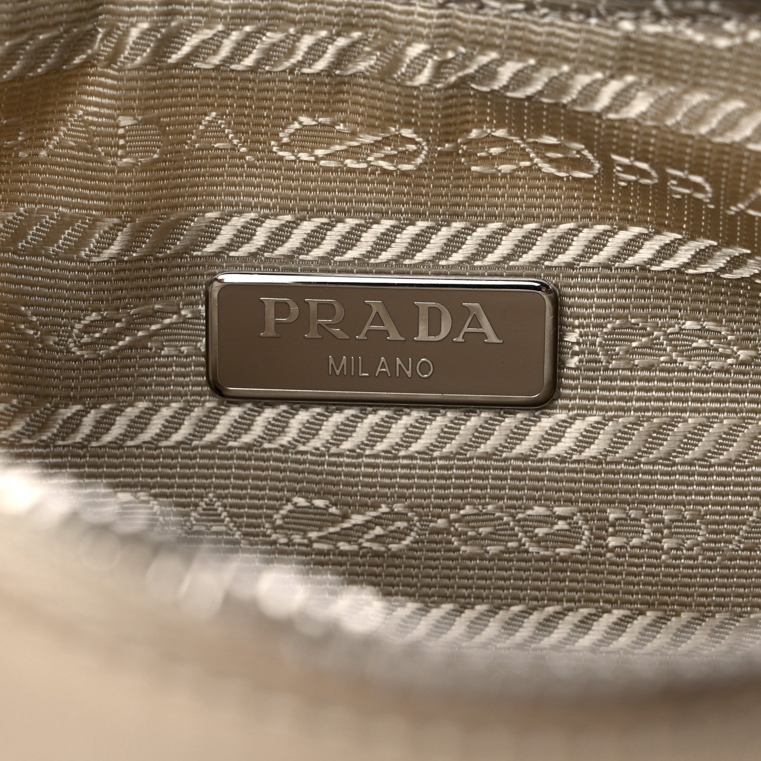 Prada Nylon Re-Edition 2005 Shoulder Bag Deserto 6 of 15