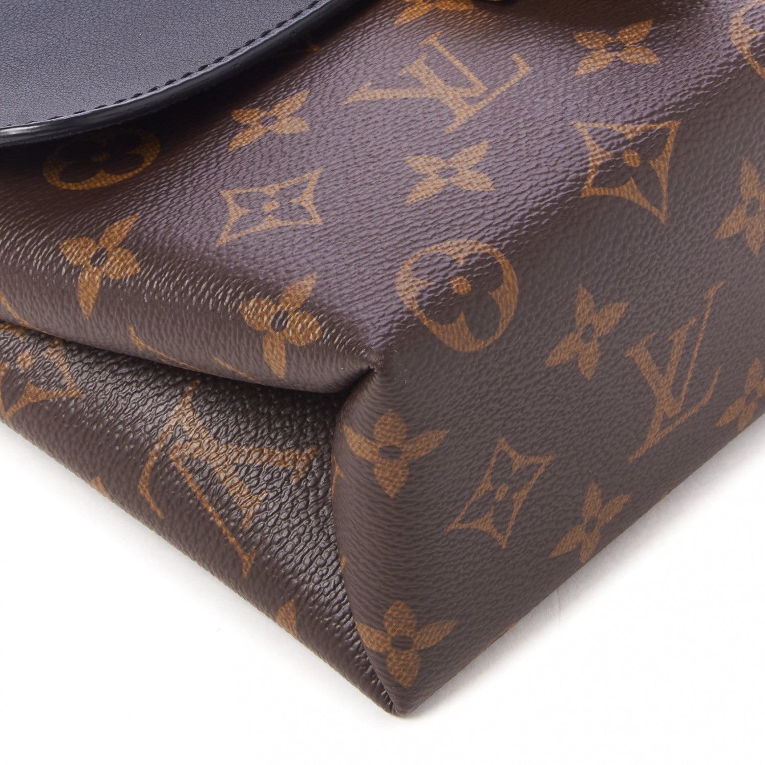 Louis Vuitton Monogram Locky BB Black 6 of 10