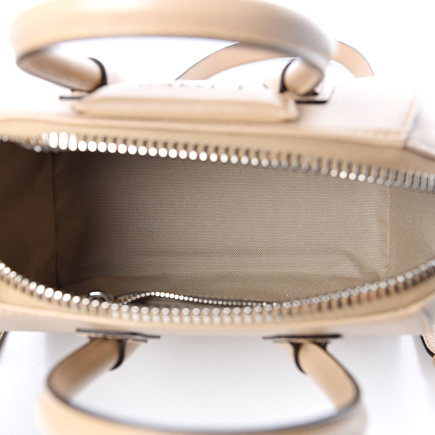 Sugar Goatskin Mini Antigona Nude