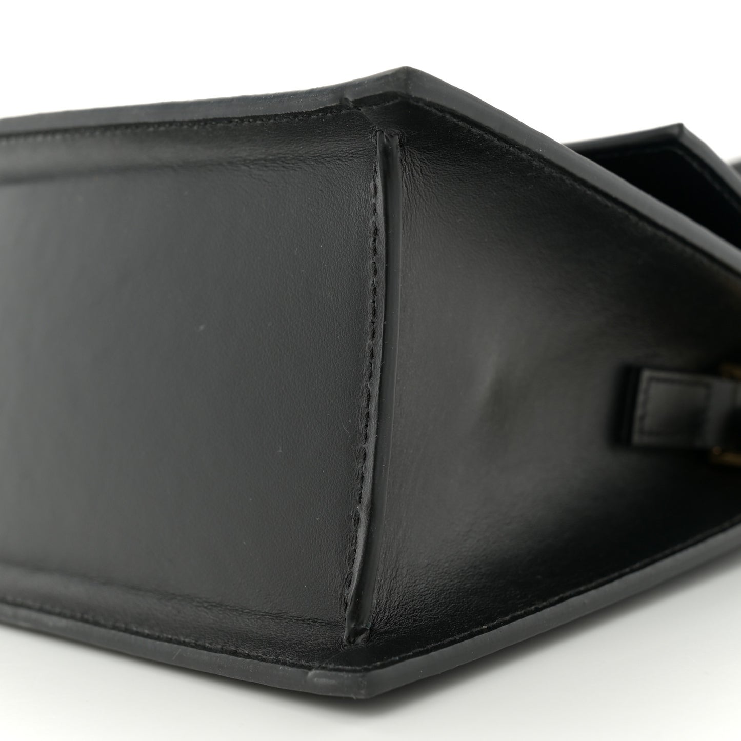 Smooth Calfskin Le Grand Chiquito Black