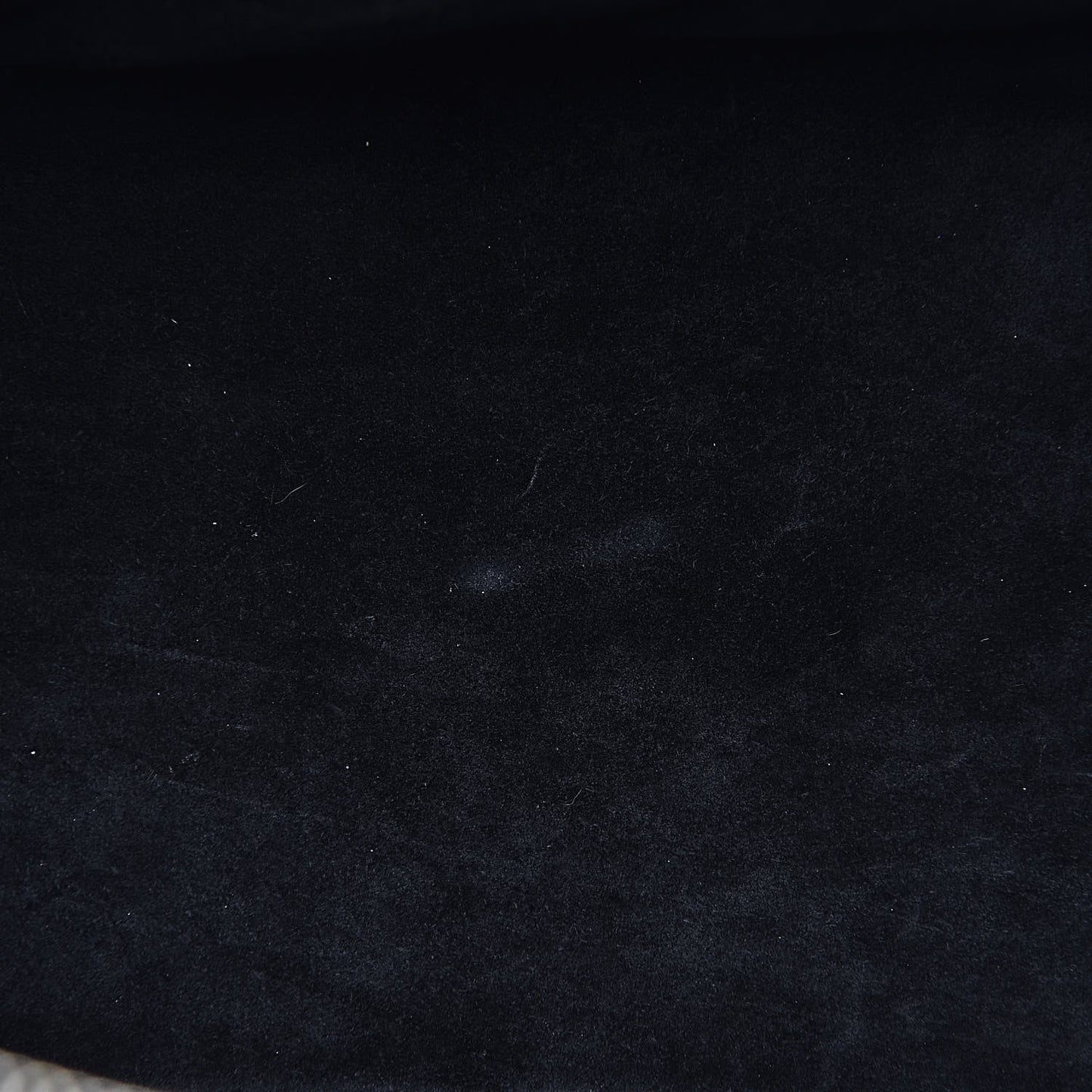 Calfskin Classic Duffle 12 Black