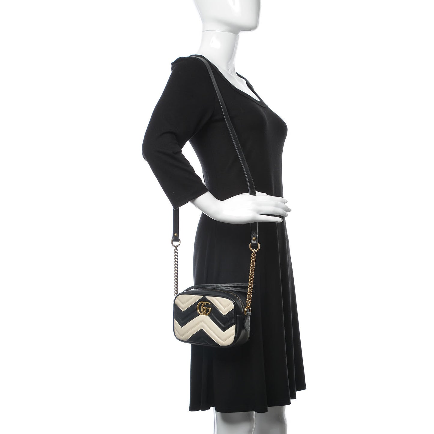 Calfskin Matelasse Mini GG Marmont Chain Shoulder Bag Black White