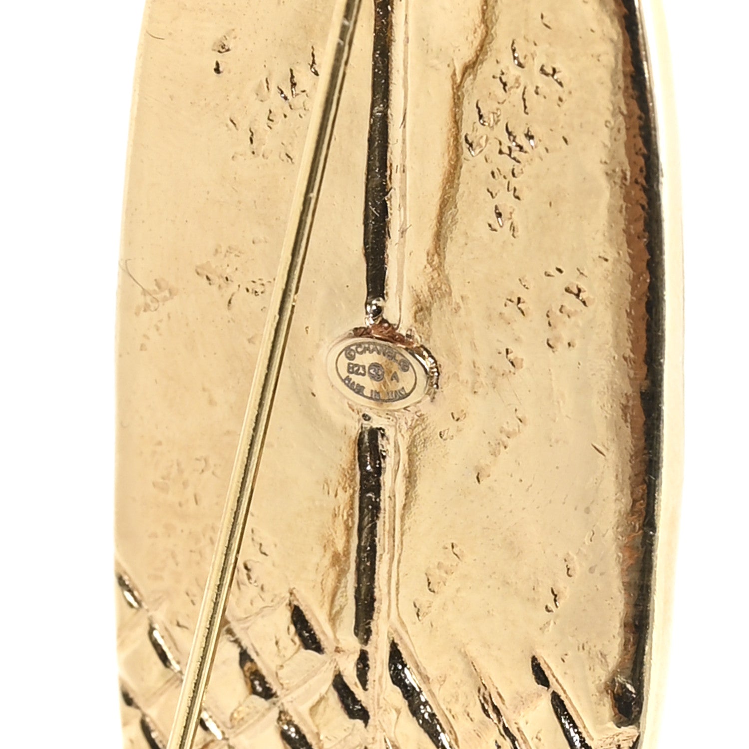 Chanel Metal CC Surfboard Brooch Gold 1797922 – FASHIONPHILE